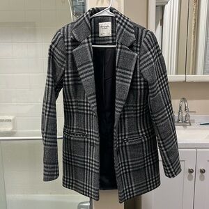 Abercrombie Wool-Blend Plaid Blazer Coat in XS